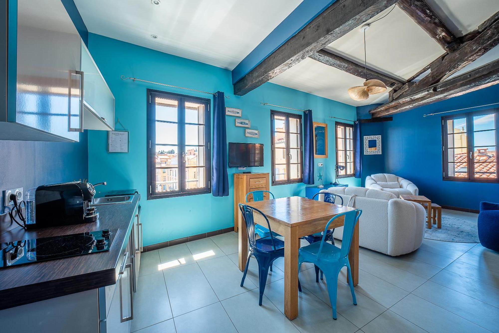 פרפיניין Suites Coronell D'En Vila מראה חיצוני תמונה