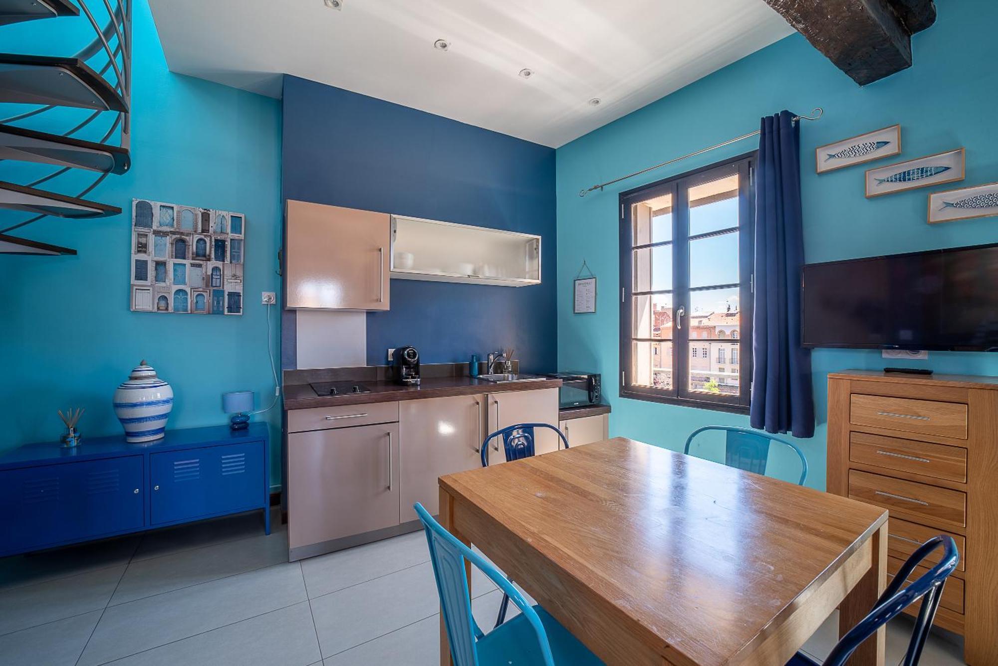 פרפיניין Suites Coronell D'En Vila מראה חיצוני תמונה