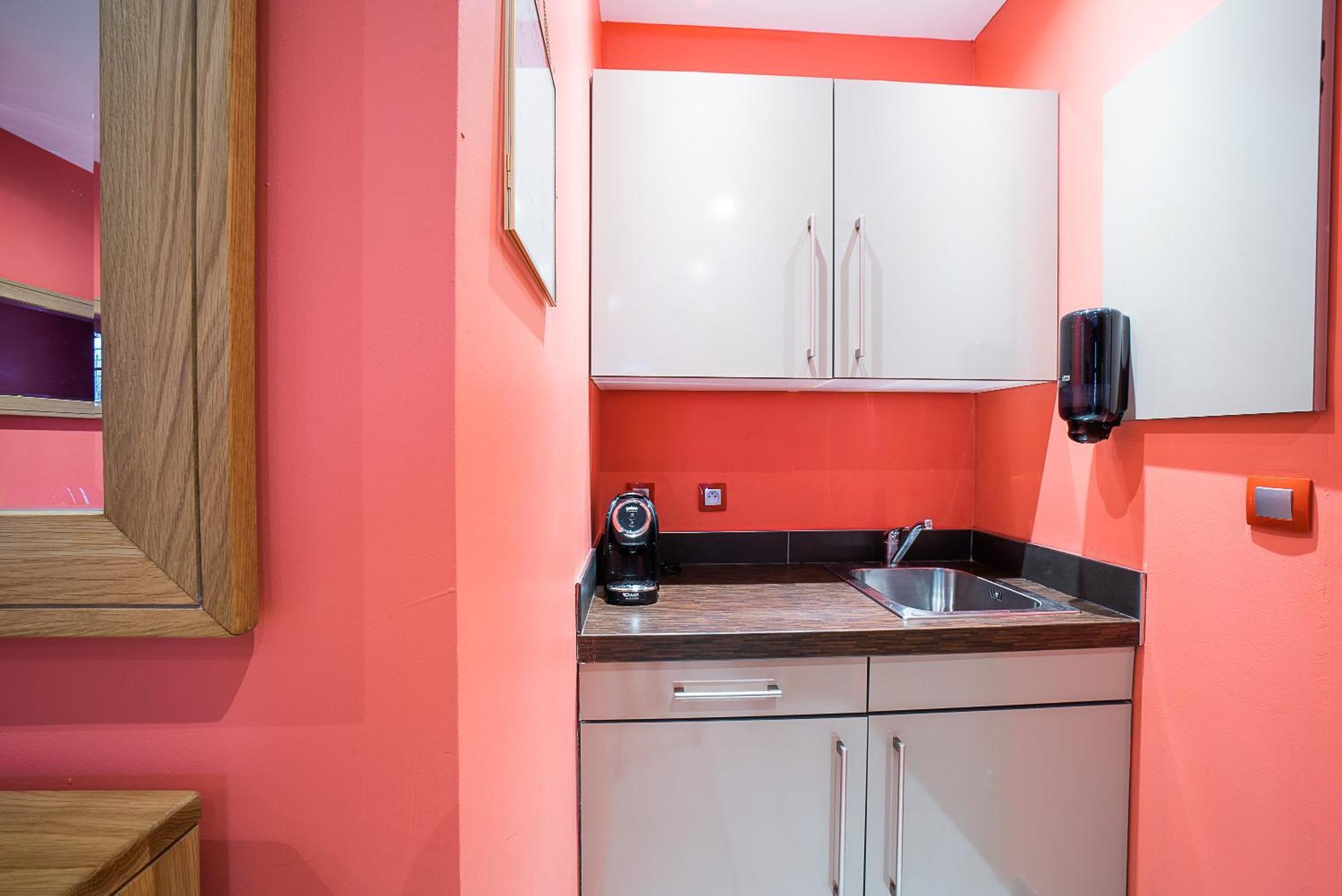 פרפיניין Suites Coronell D'En Vila מראה חיצוני תמונה