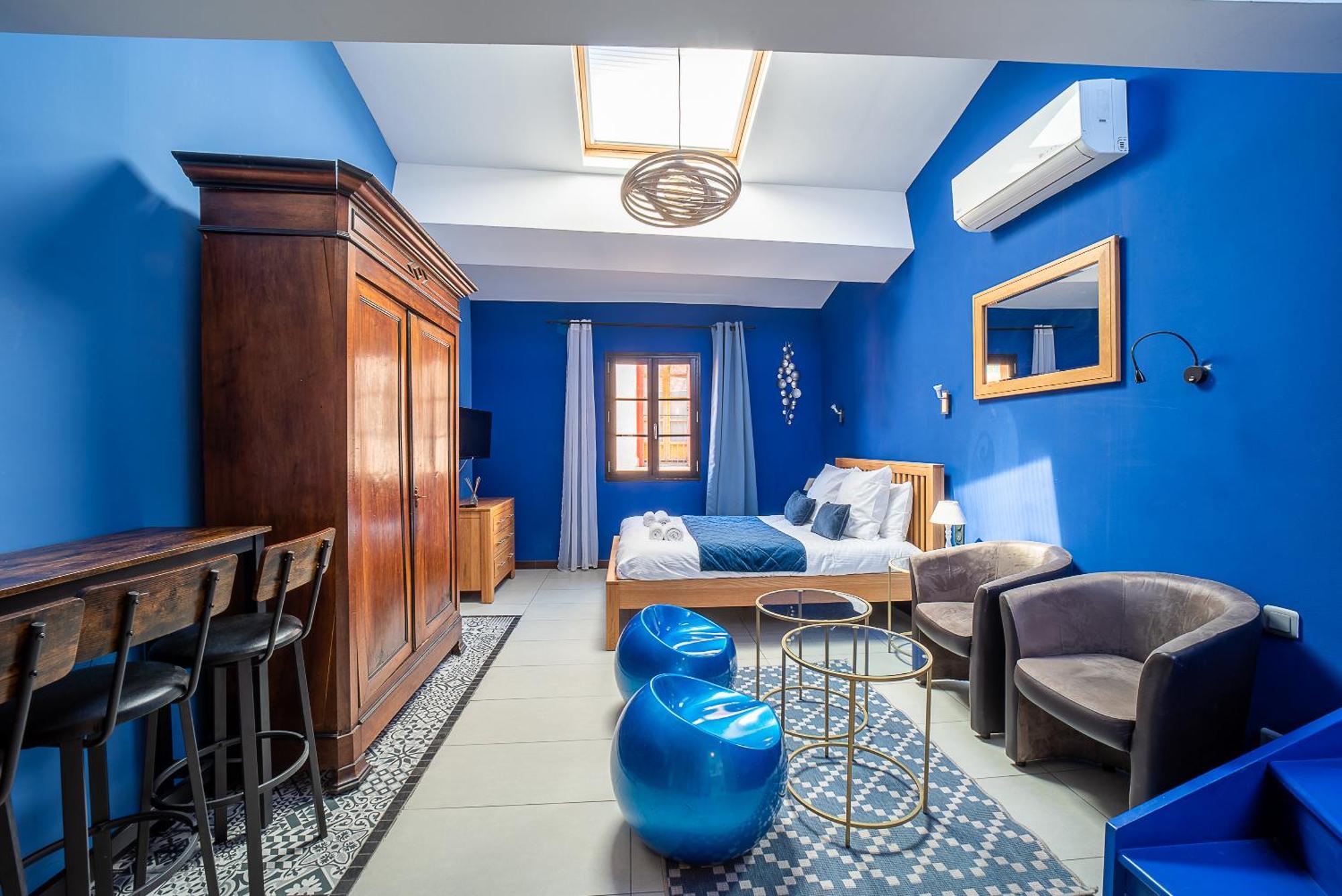 פרפיניין Suites Coronell D'En Vila מראה חיצוני תמונה