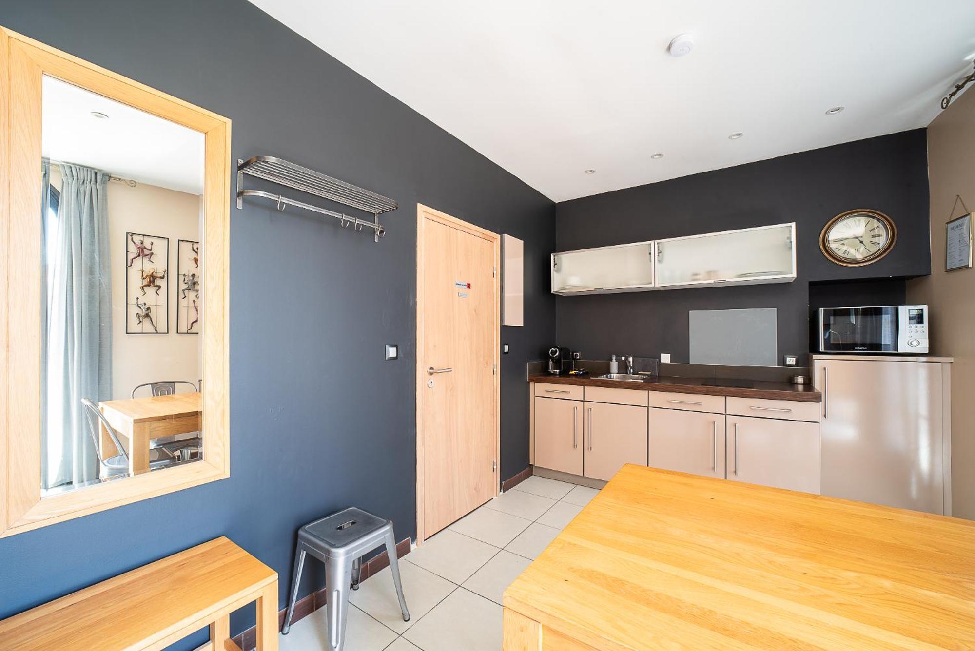 פרפיניין Suites Coronell D'En Vila מראה חיצוני תמונה